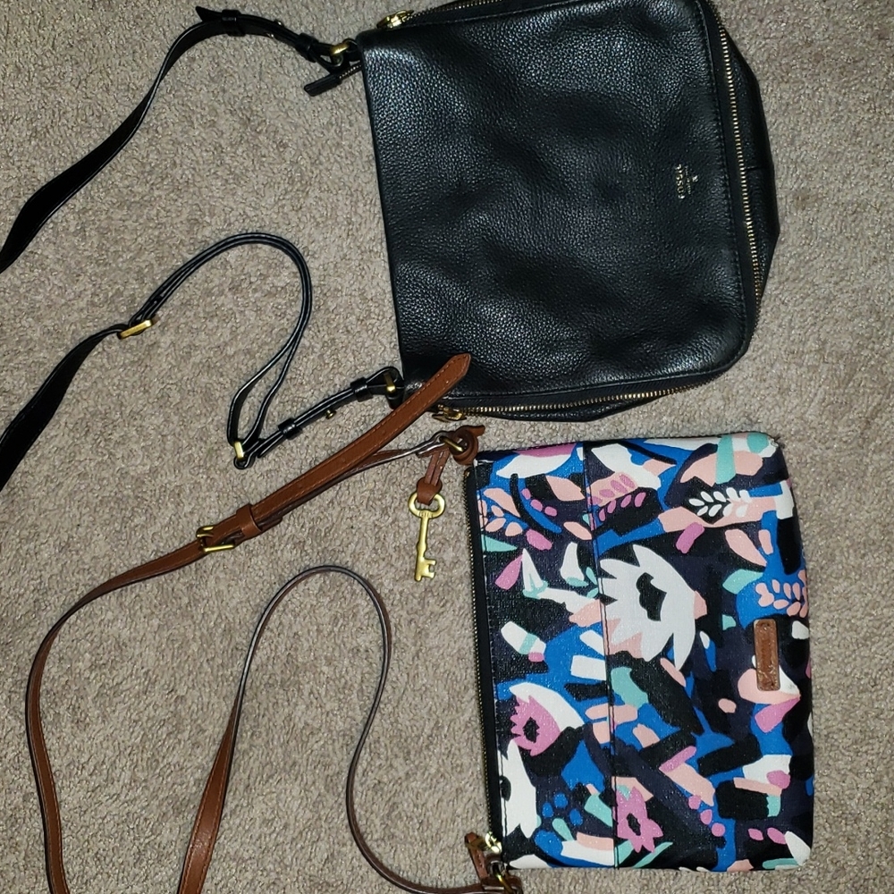 Fossils crossbody bags